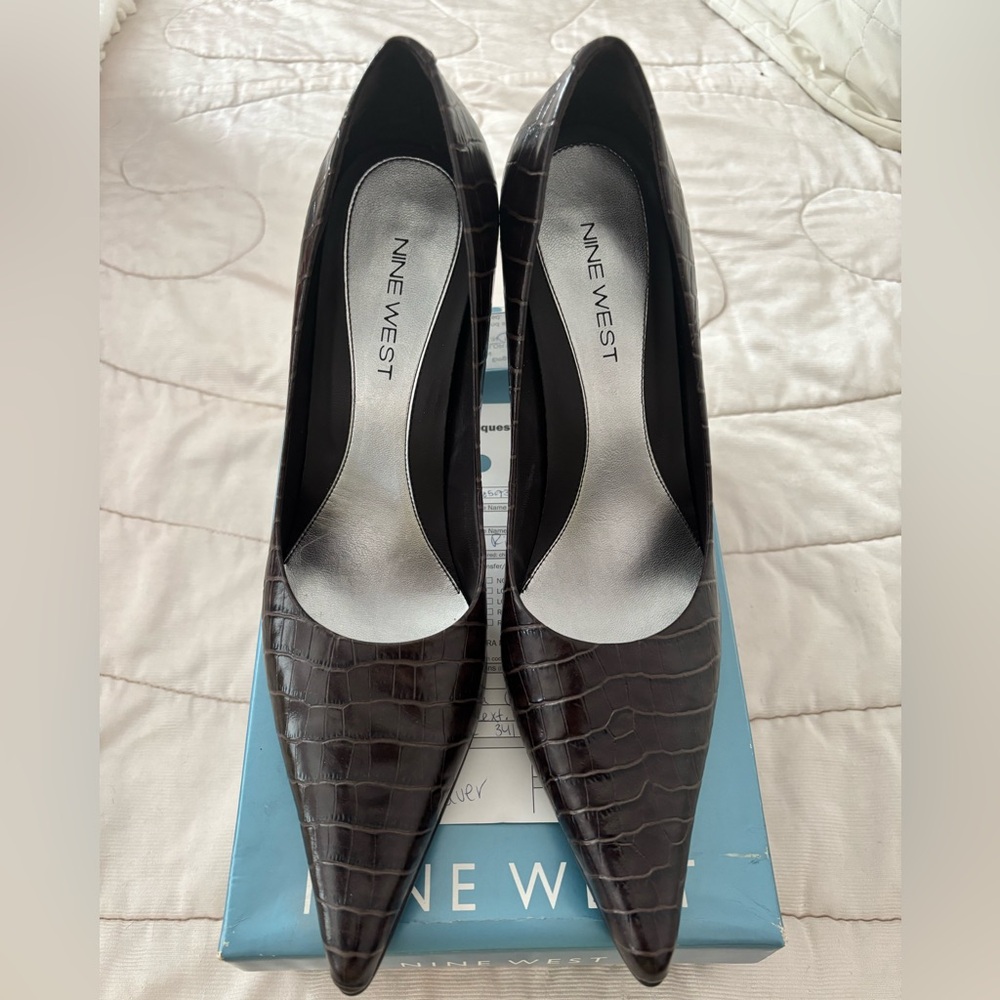 Nine West NW Doug Dark Brown Croc